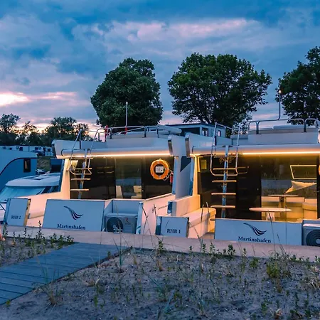 보트호텔 Hausboot Relax