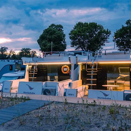 Botel Hausboot Relax